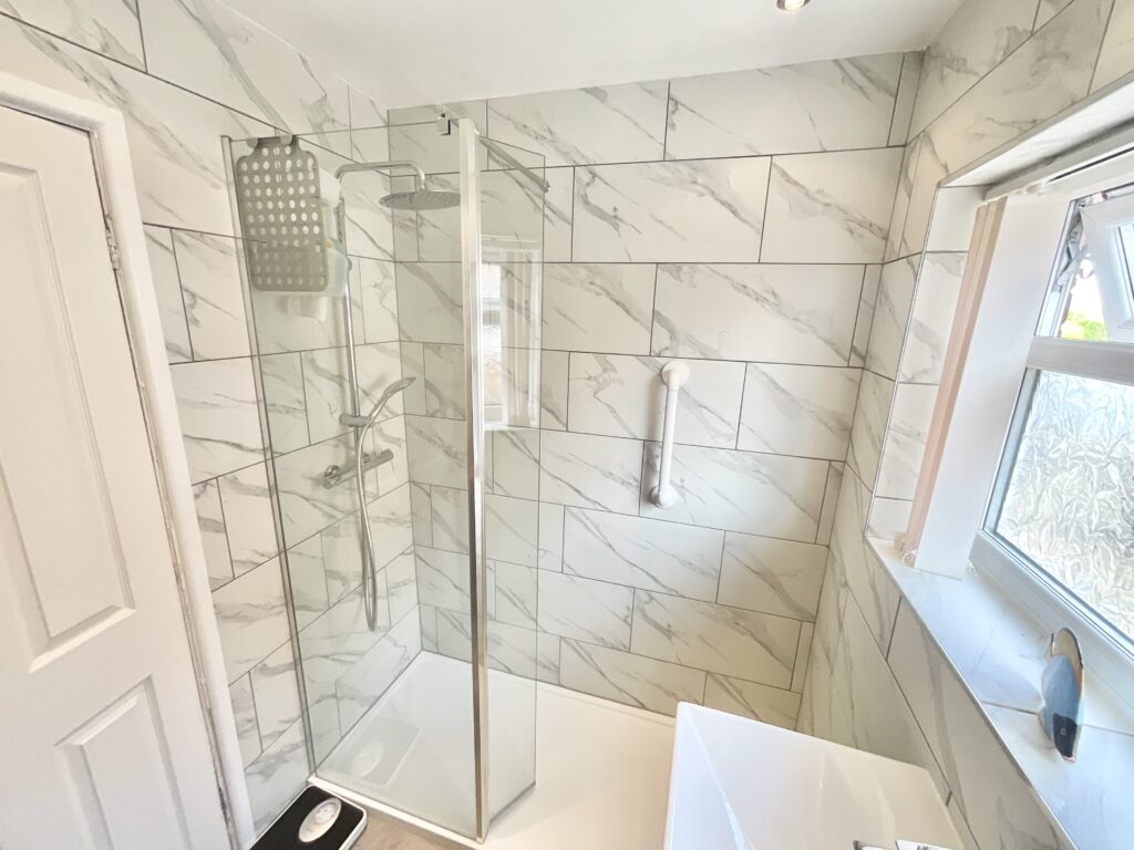 Meadow Way, Stone, ST15