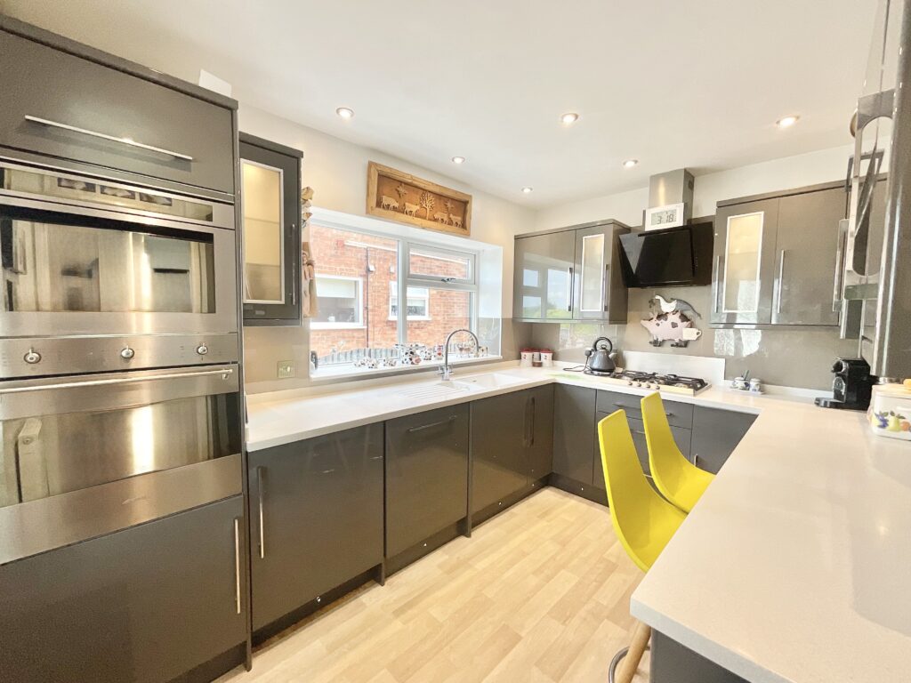 Meadow Way, Stone, ST15