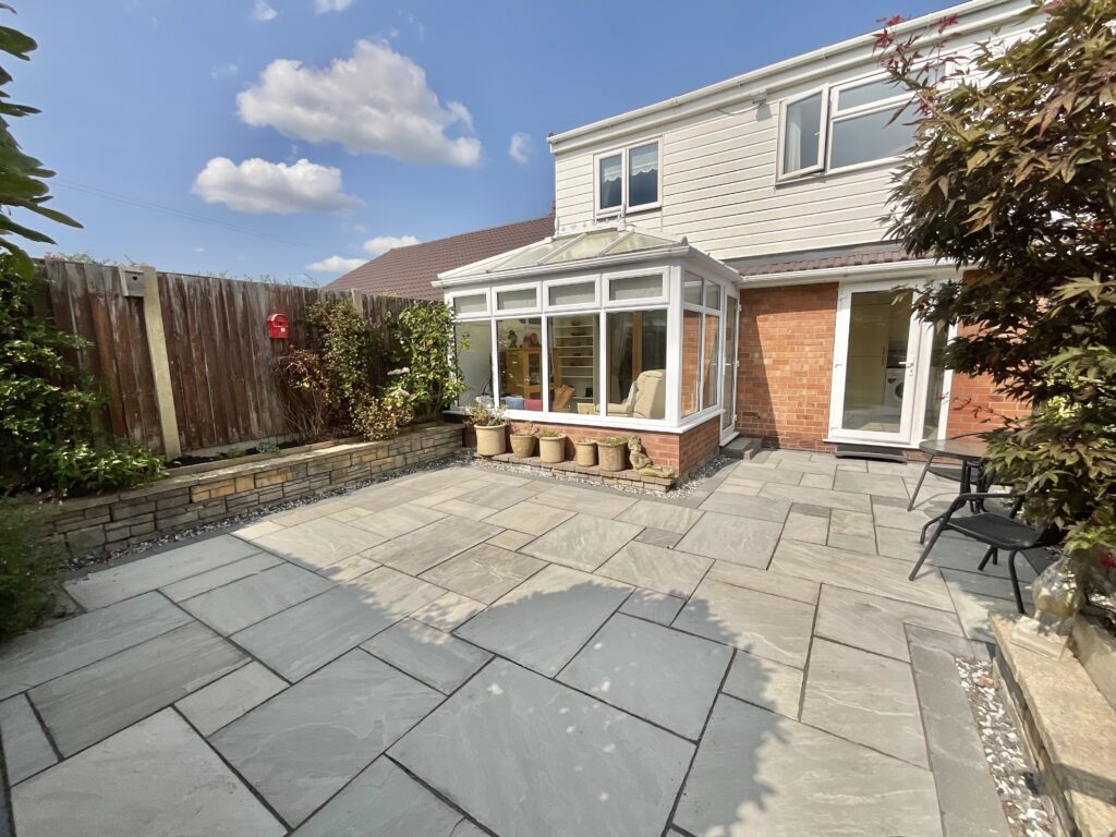 Meadow Way, Stone, ST15