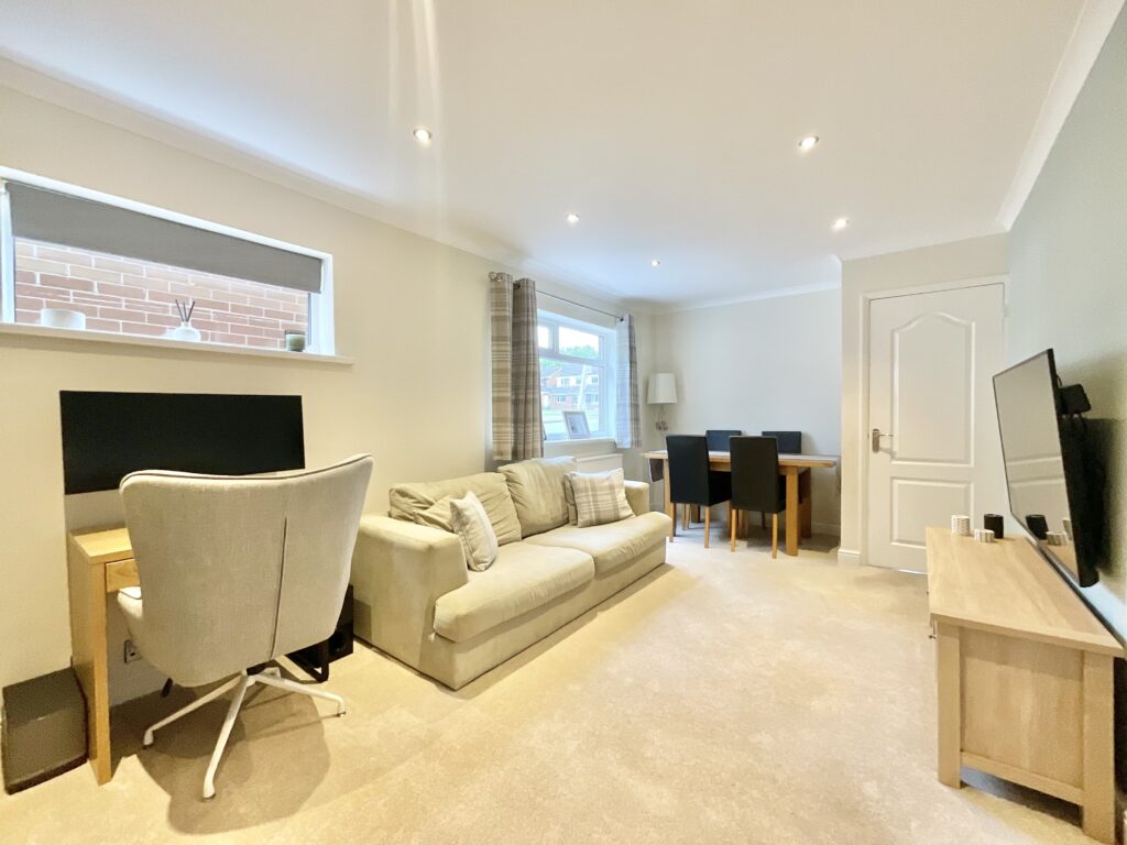 Glaisher Drive, Stoke-On-Trent, ST3