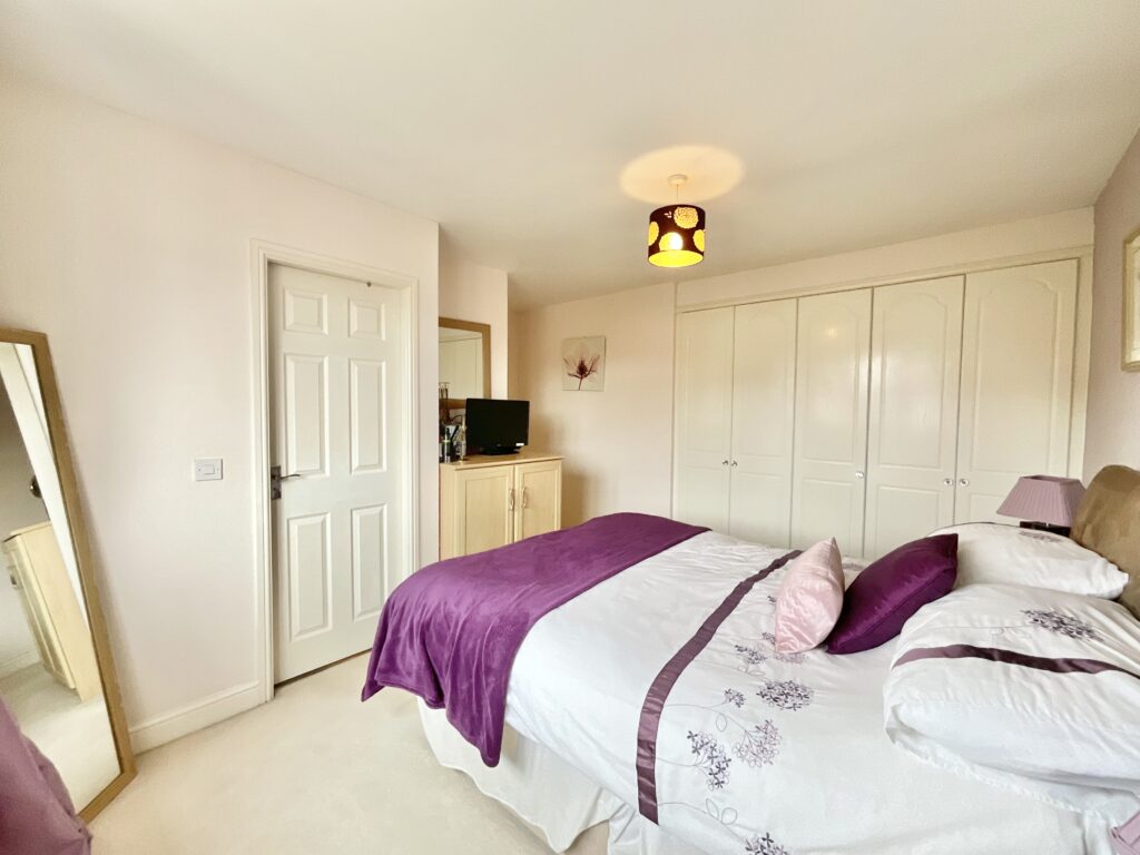 Spode Close, Stone, ST15