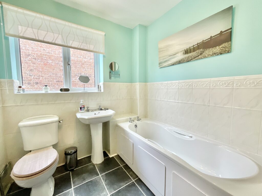 Spode Close, Stone, ST15