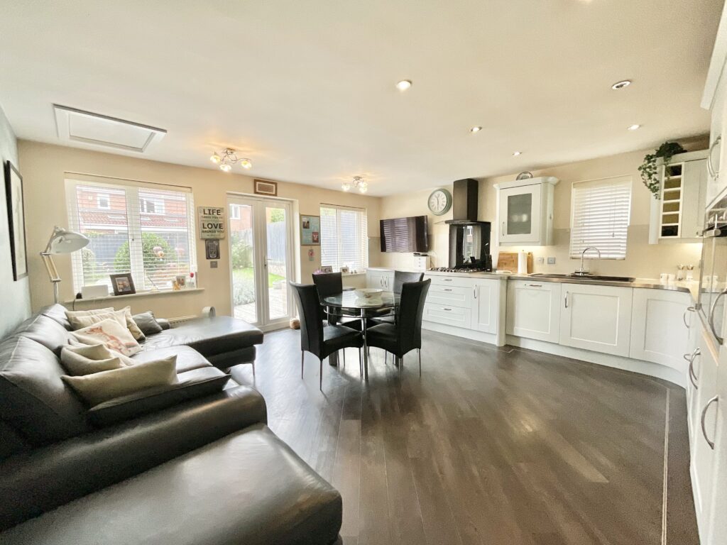 Spode Close, Stone, ST15