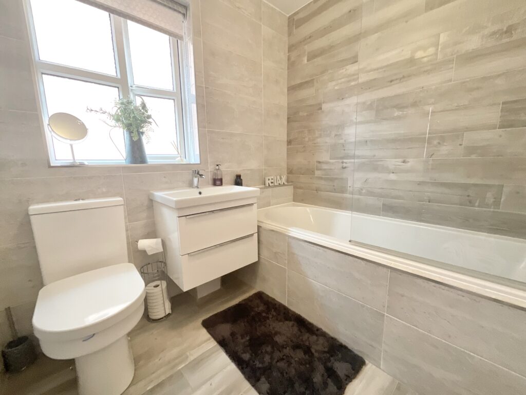 Parklands Drive, Weston, CW2
