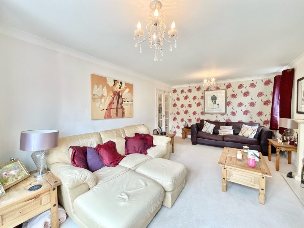 Spode Close, Stone, ST15