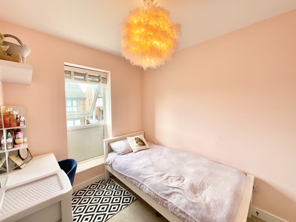 Shetland Drive, Newcastle, ST5