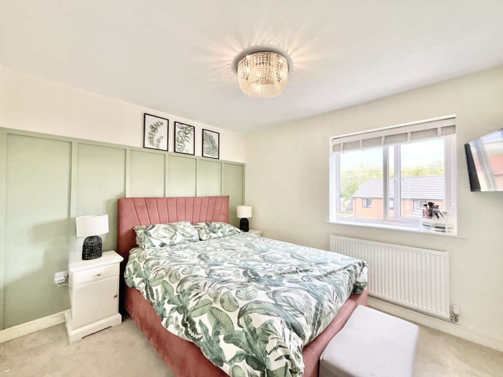 Shetland Drive, Newcastle, ST5