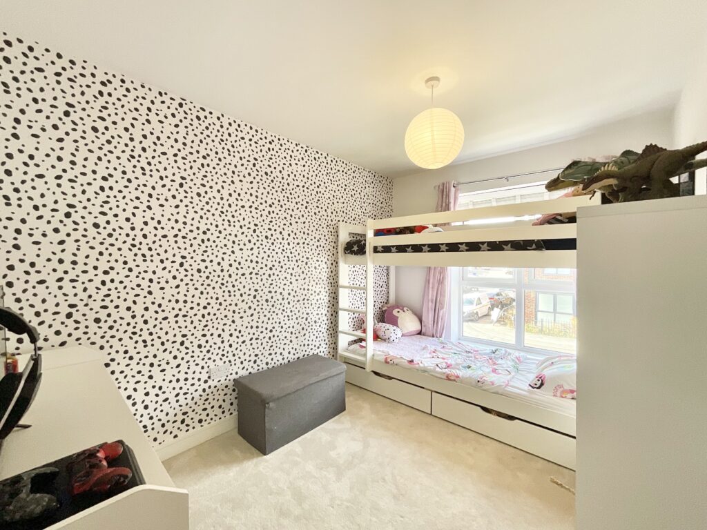 Shetland Drive, Newcastle, ST5