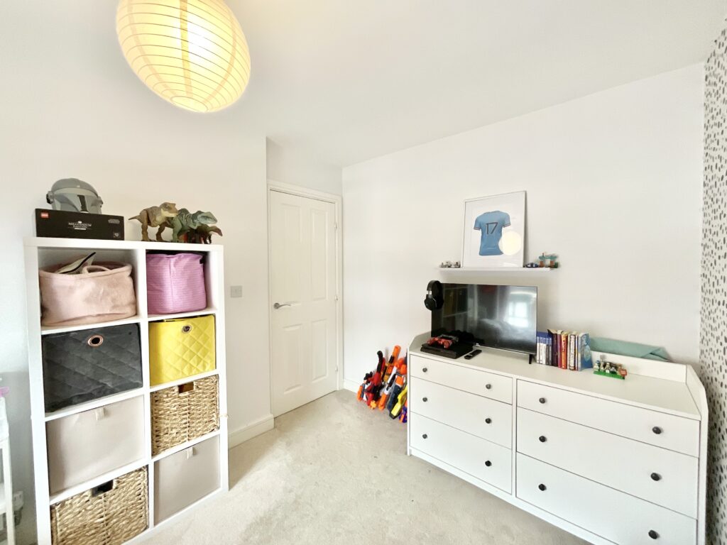 Shetland Drive, Newcastle, ST5