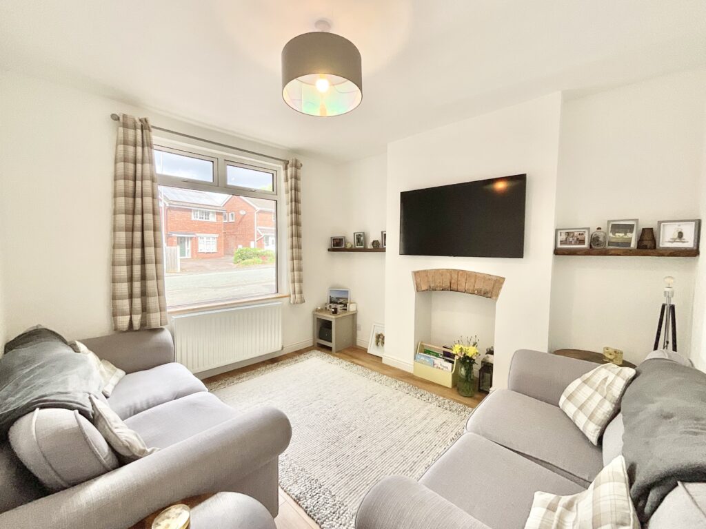 Oulton Road, Stone, ST15