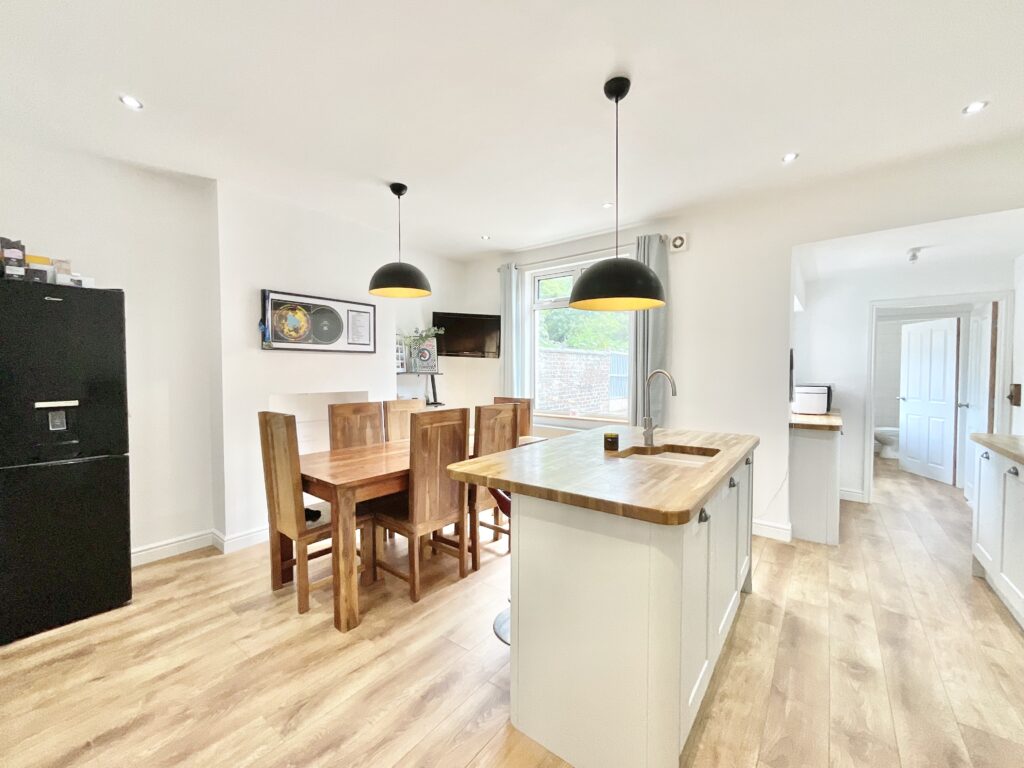 Oulton Road, Stone, ST15