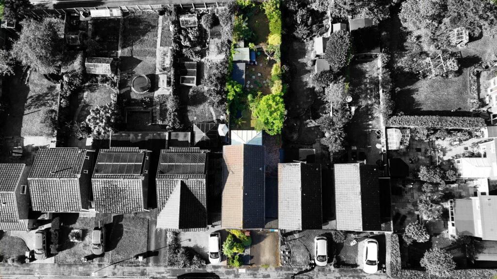 Redwood Avenue, Stone, ST15