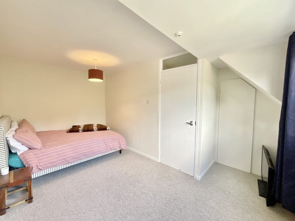 Ridge Croft, Stone, ST15