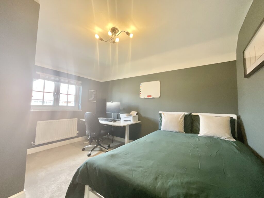 Camp Hill Drive, Henhull, CW5