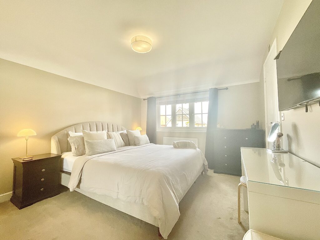 Camp Hill Drive, Henhull, CW5