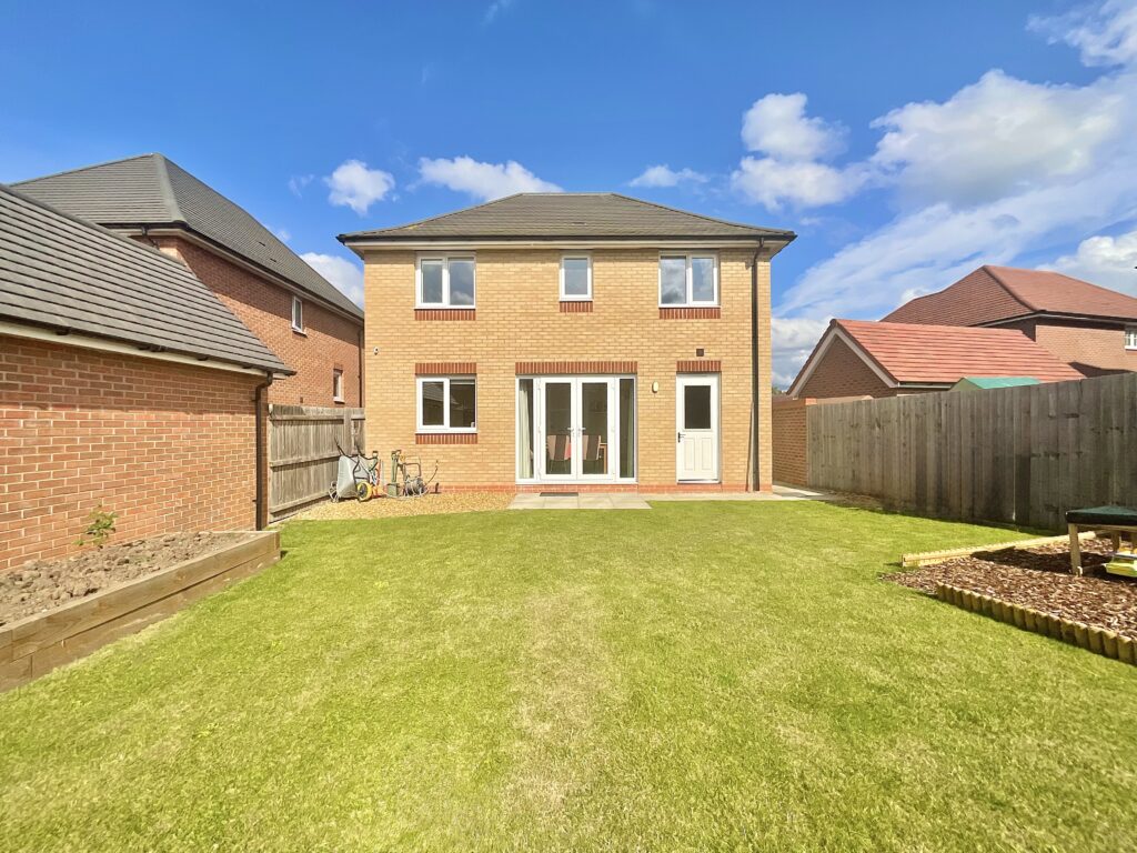 Camp Hill Drive, Henhull, CW5