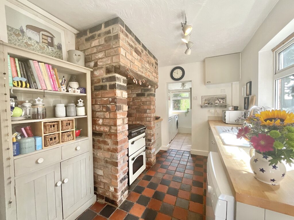 Holly Mount, Shavington, CW2