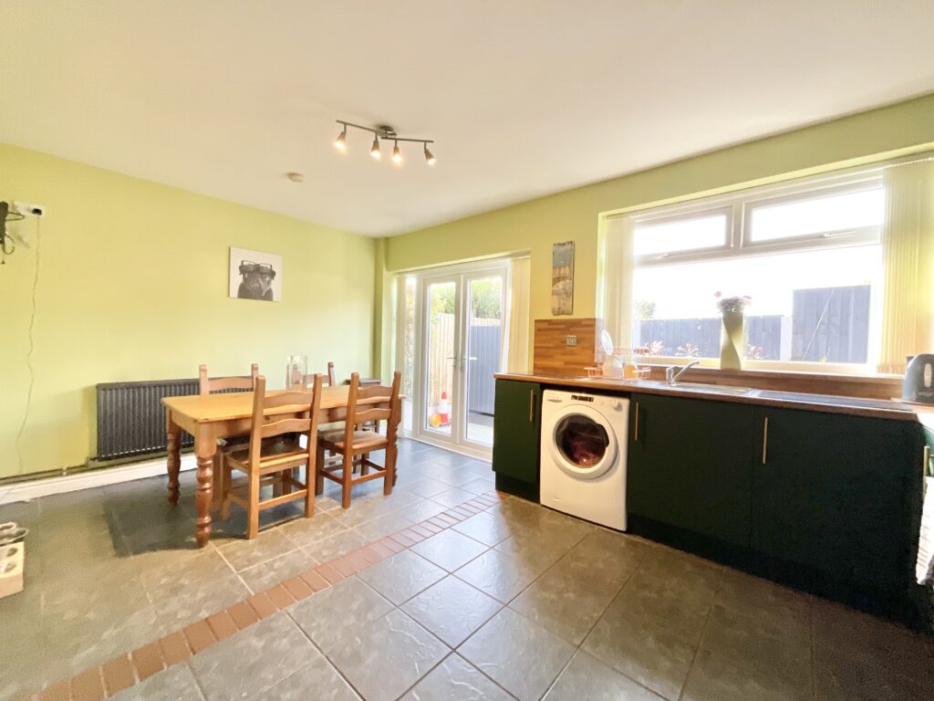 Crewe Road, Shavington, CW2