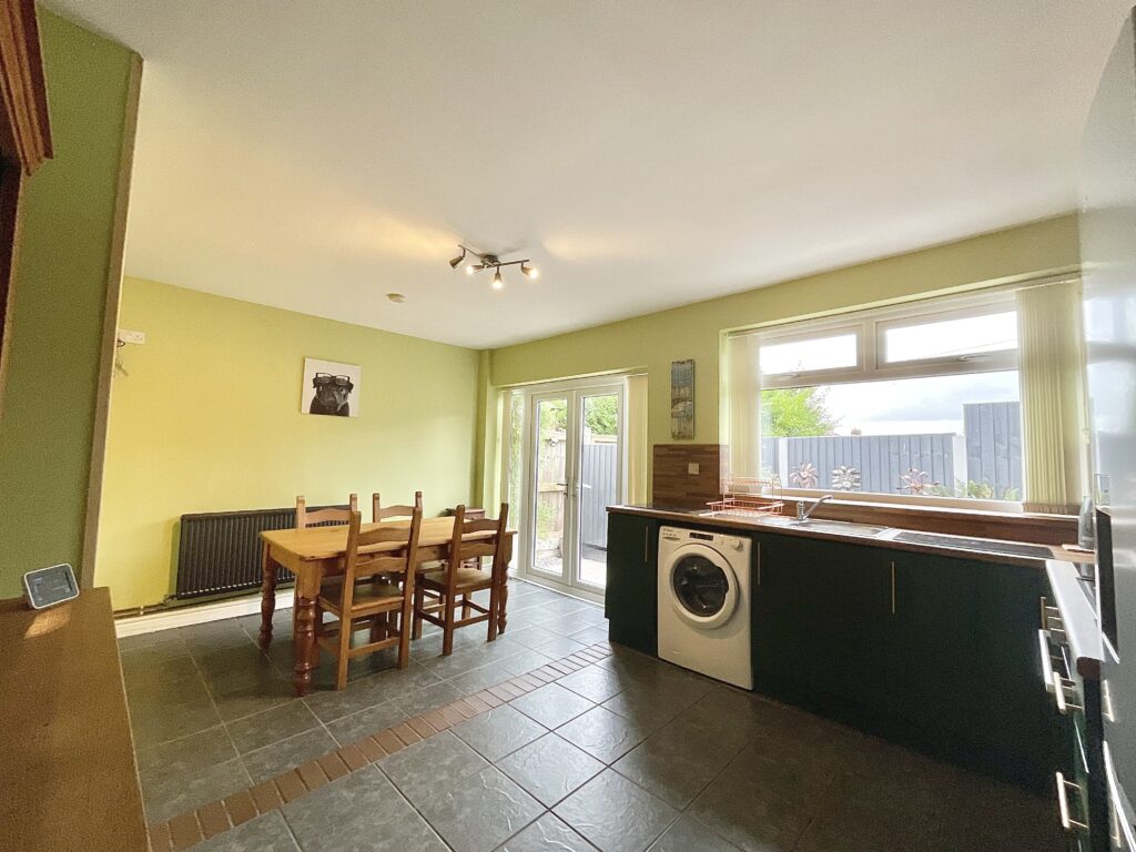 Crewe Road, Shavington, CW2