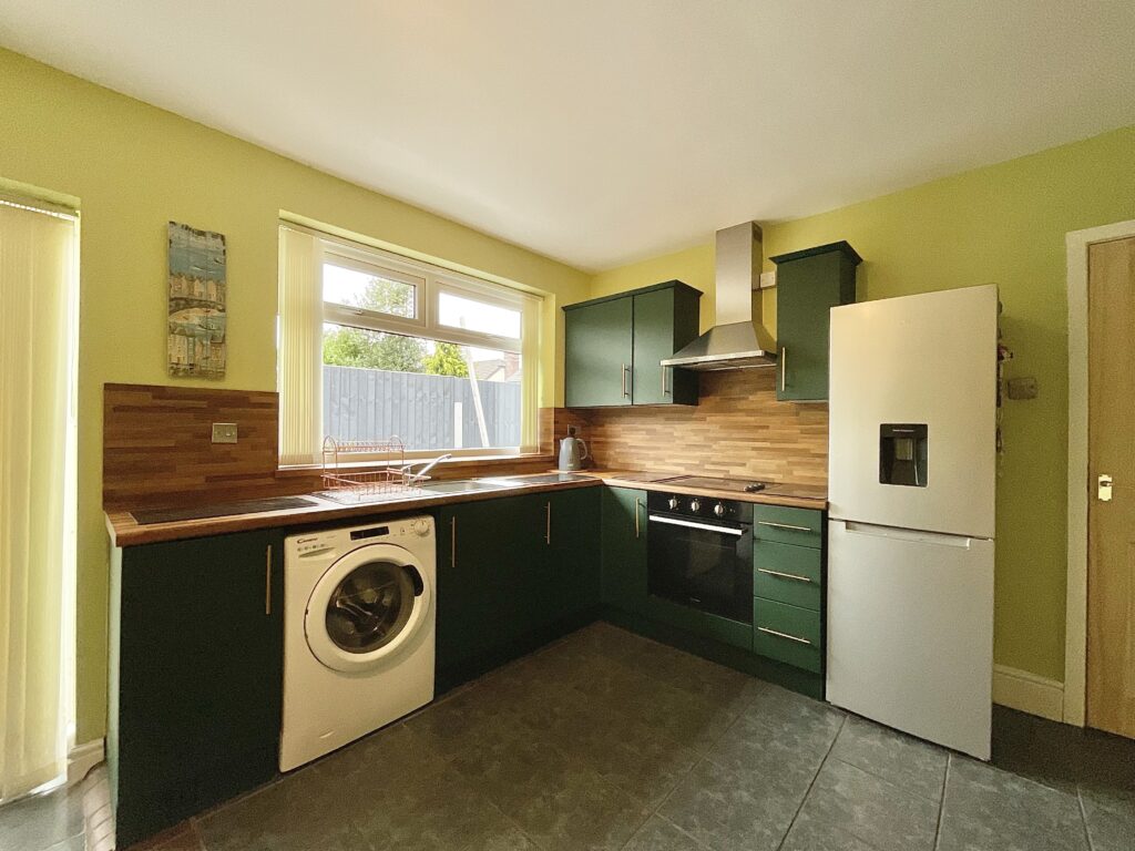 Crewe Road, Shavington, CW2