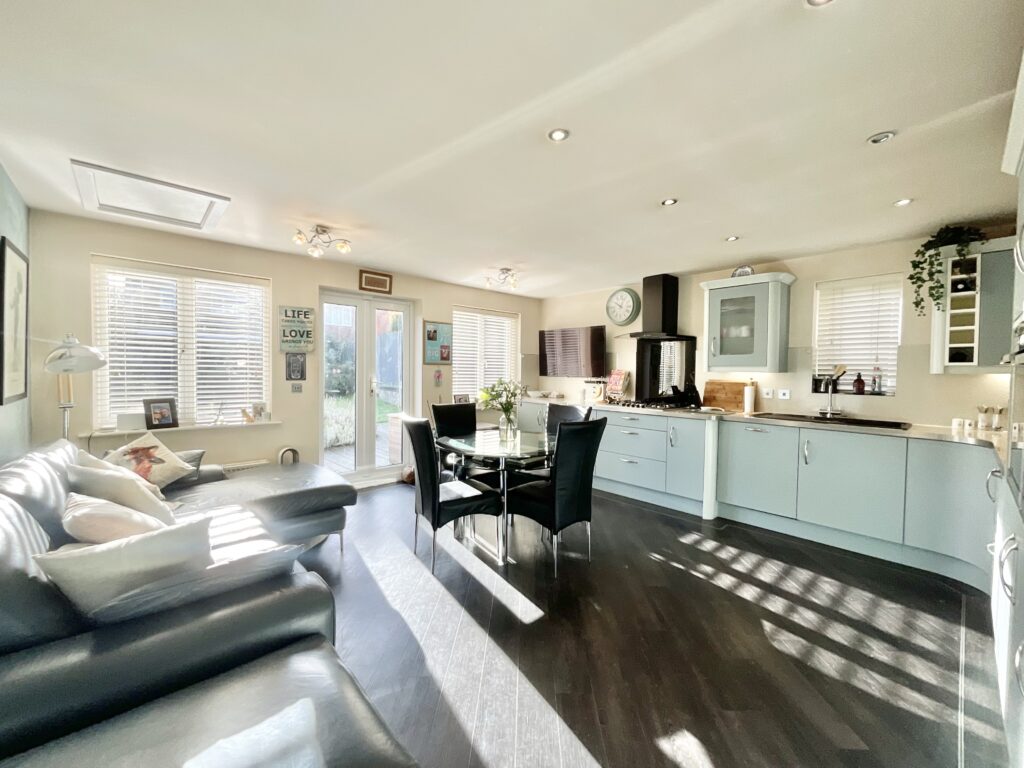 Spode Close, Stone, ST15