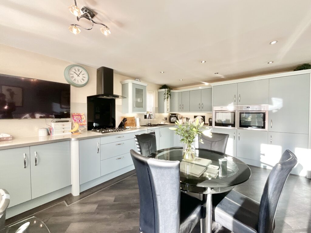 Spode Close, Stone, ST15