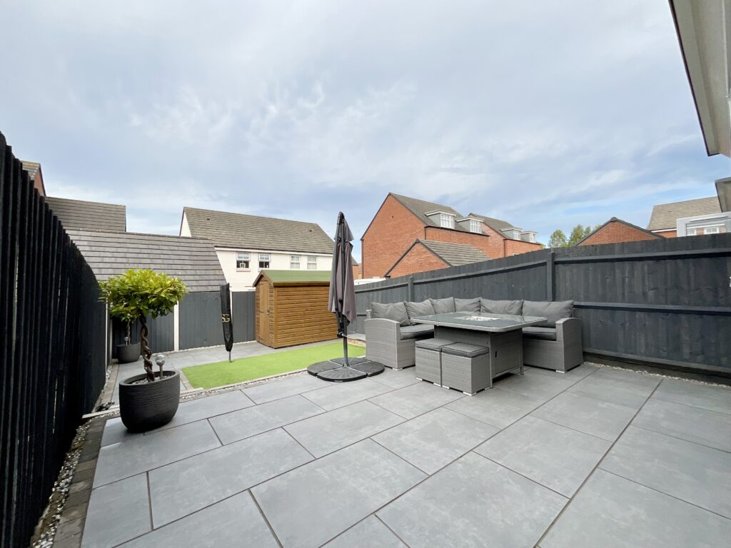 Avondale Circle, Stafford, ST18