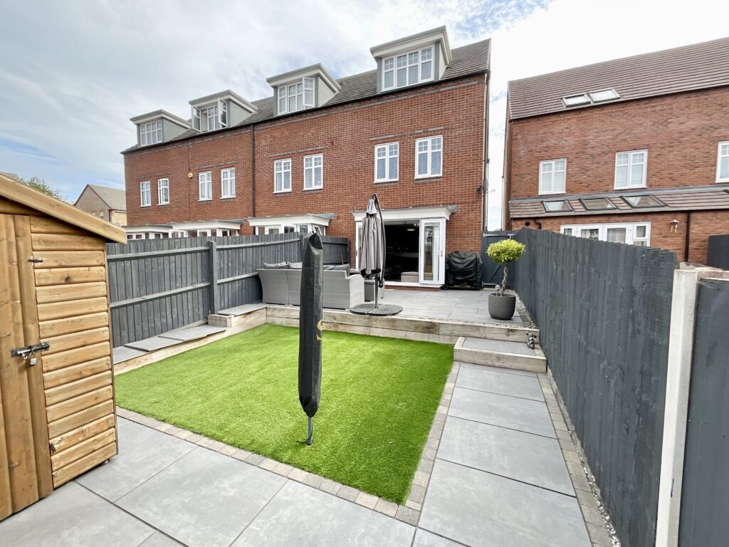 Avondale Circle, Stafford, ST18