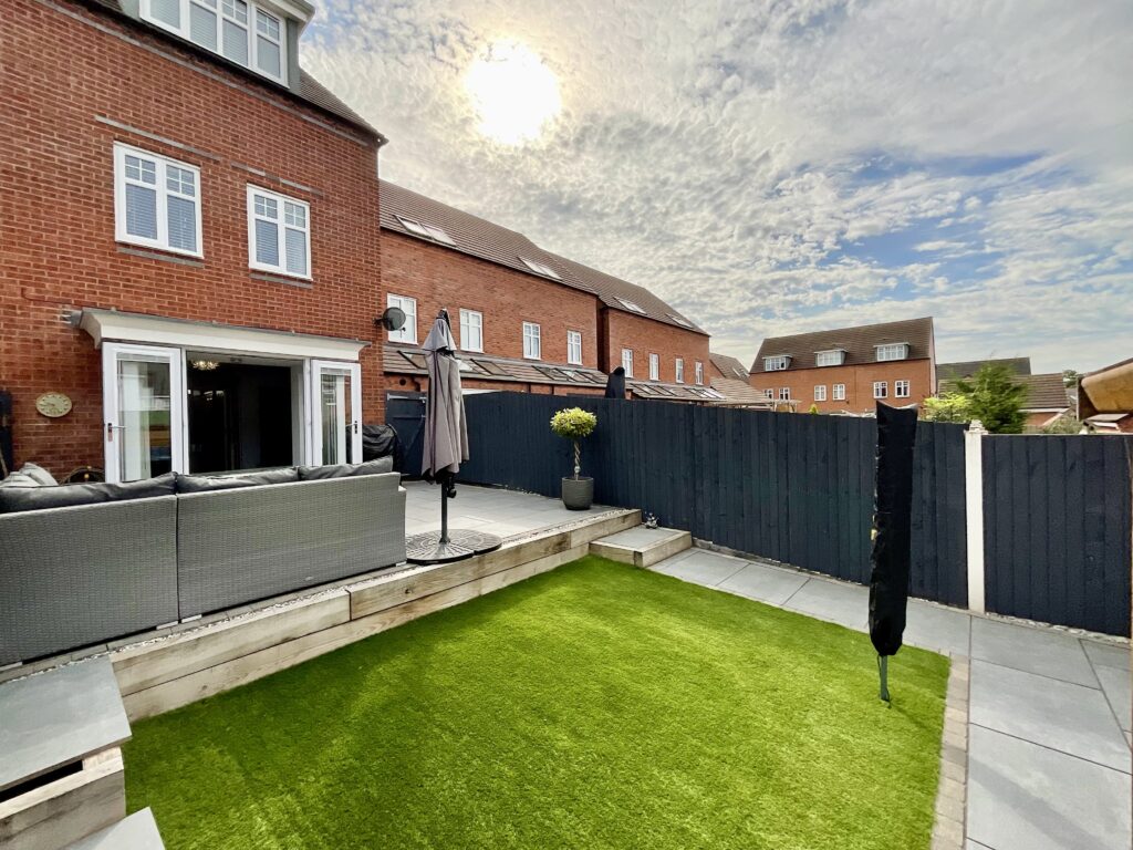 Avondale Circle, Stafford, ST18