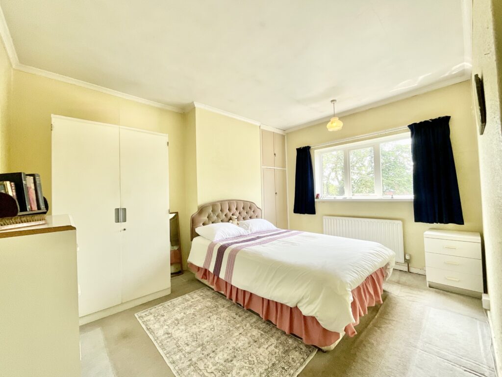 Walton Way, Stone, ST15