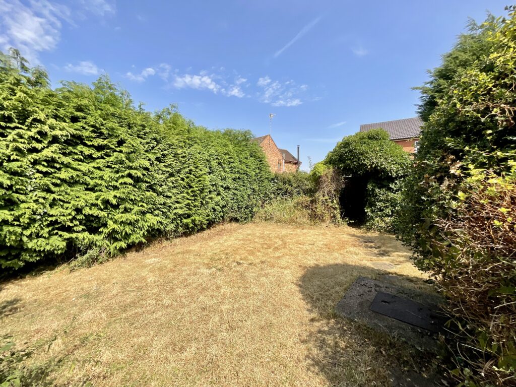 Walton Way, Stone, ST15