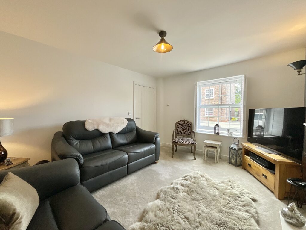 Turnberry Drive, Stoke-On-Trent, ST4