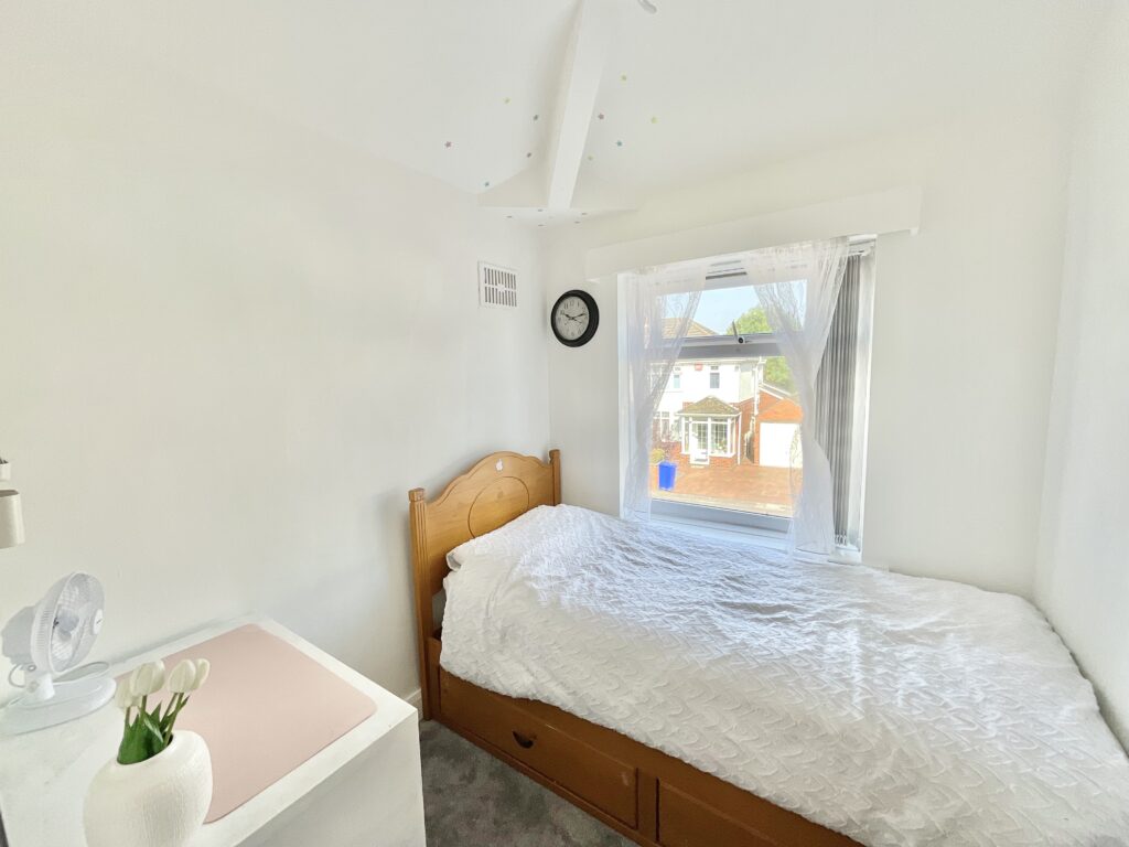 Ronson Avenue, Stoke-On-Trent, ST4