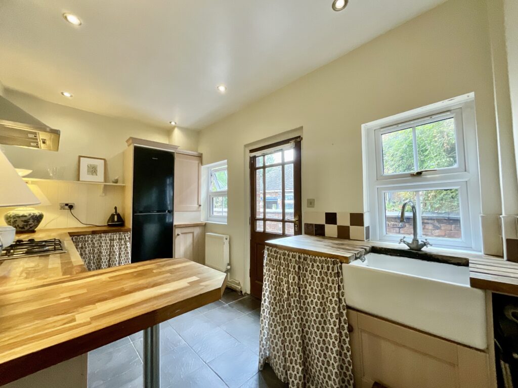 Victor Street, Stone, ST15