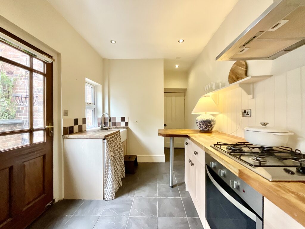 Victor Street, Stone, ST15