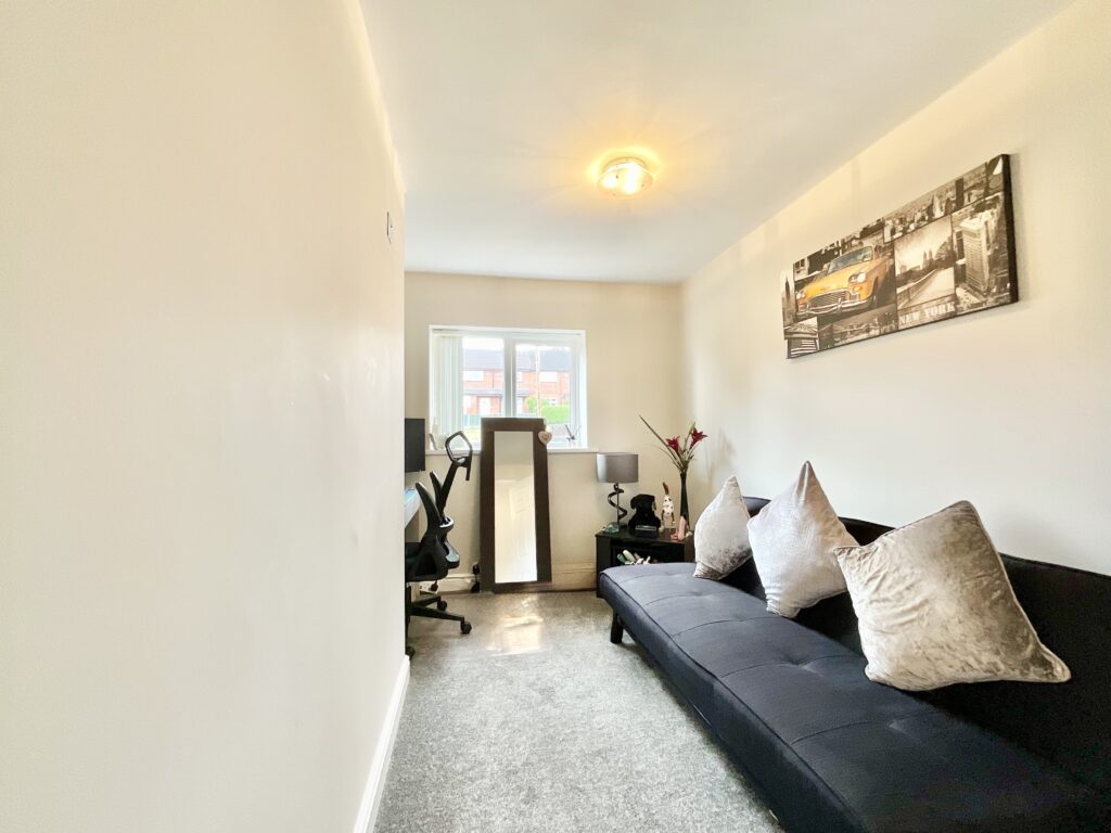Cotswold Avenue, Newcastle, ST5