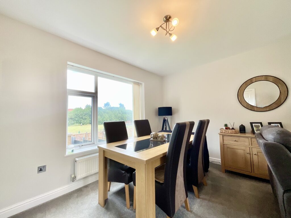 Cotswold Avenue, Newcastle, ST5