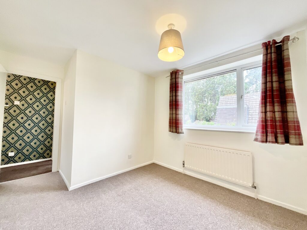 Larchfields, Stone, ST15