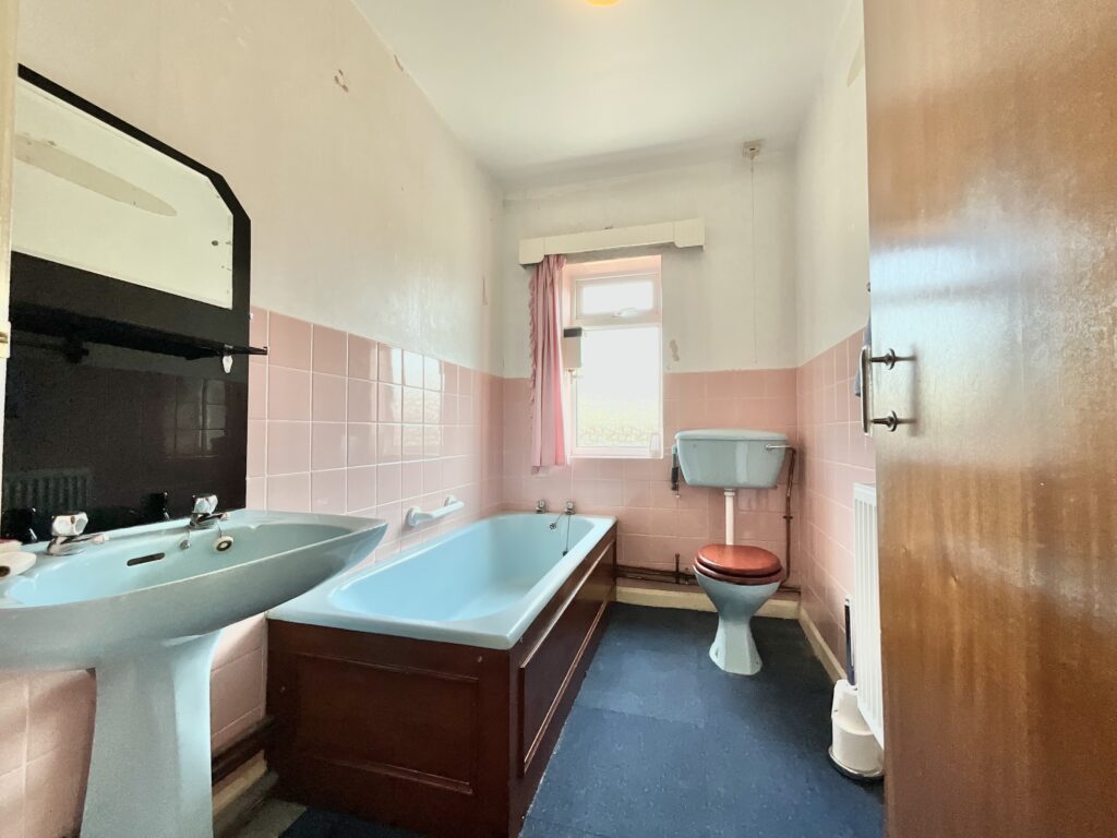 Ashbourne Road, Cheadle, ST10