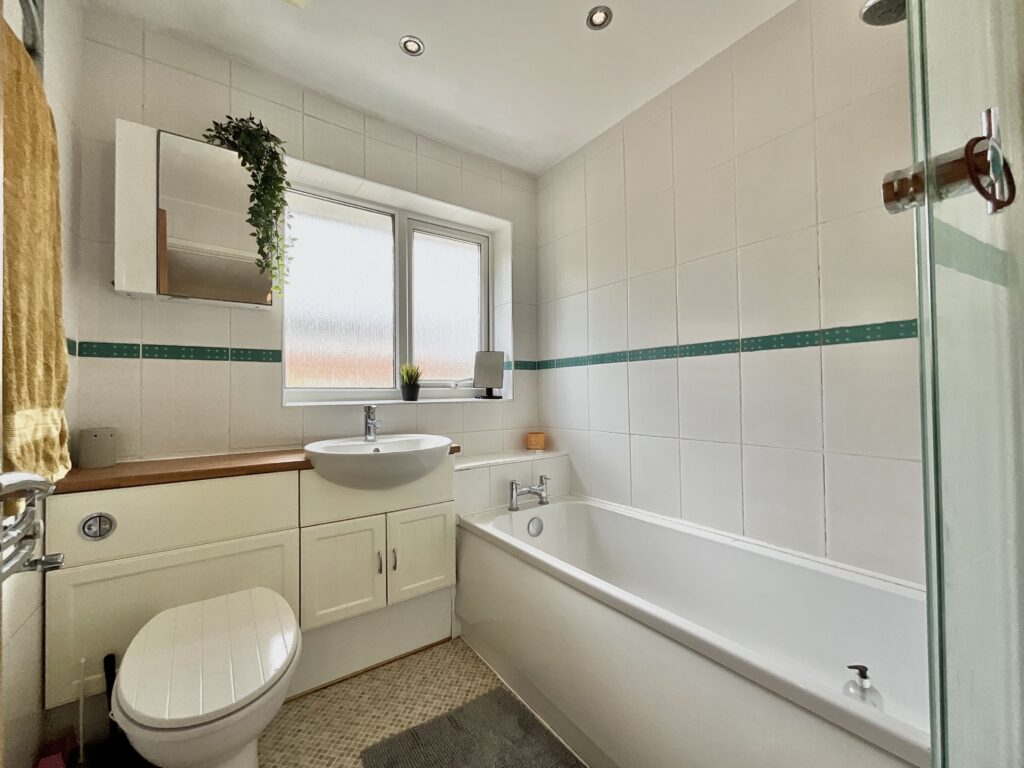 Boxwood Road, Tean, ST10