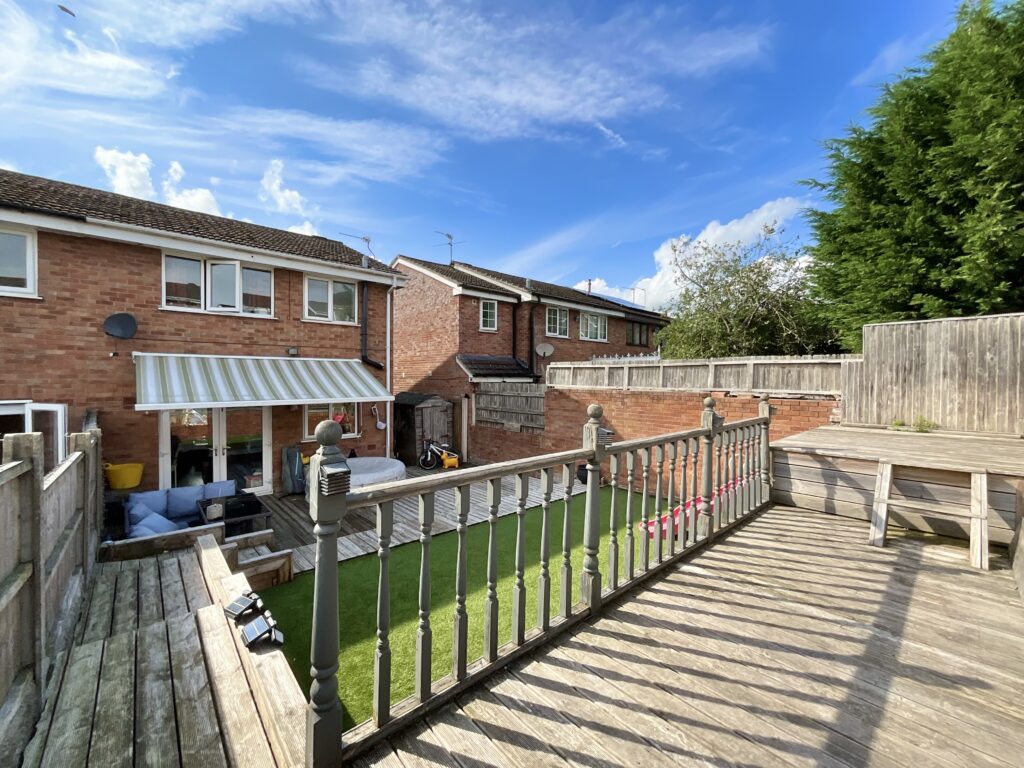 Boxwood Road, Tean, ST10