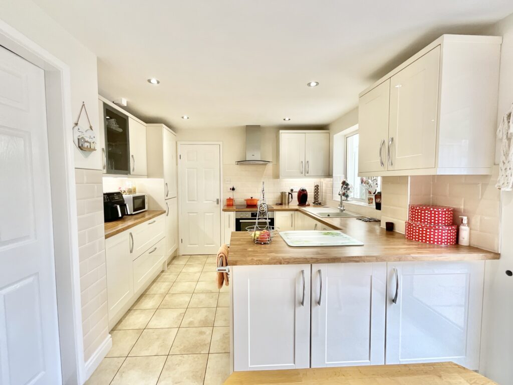 Wallfield Close, Tean, ST10
