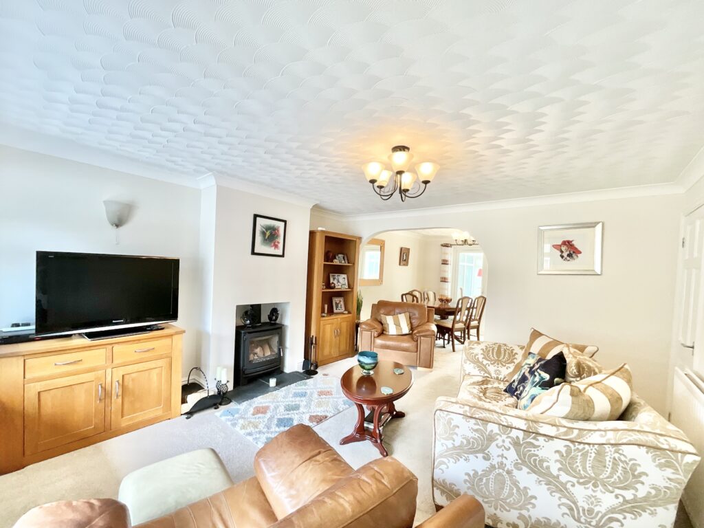 Wallfield Close, Tean, ST10