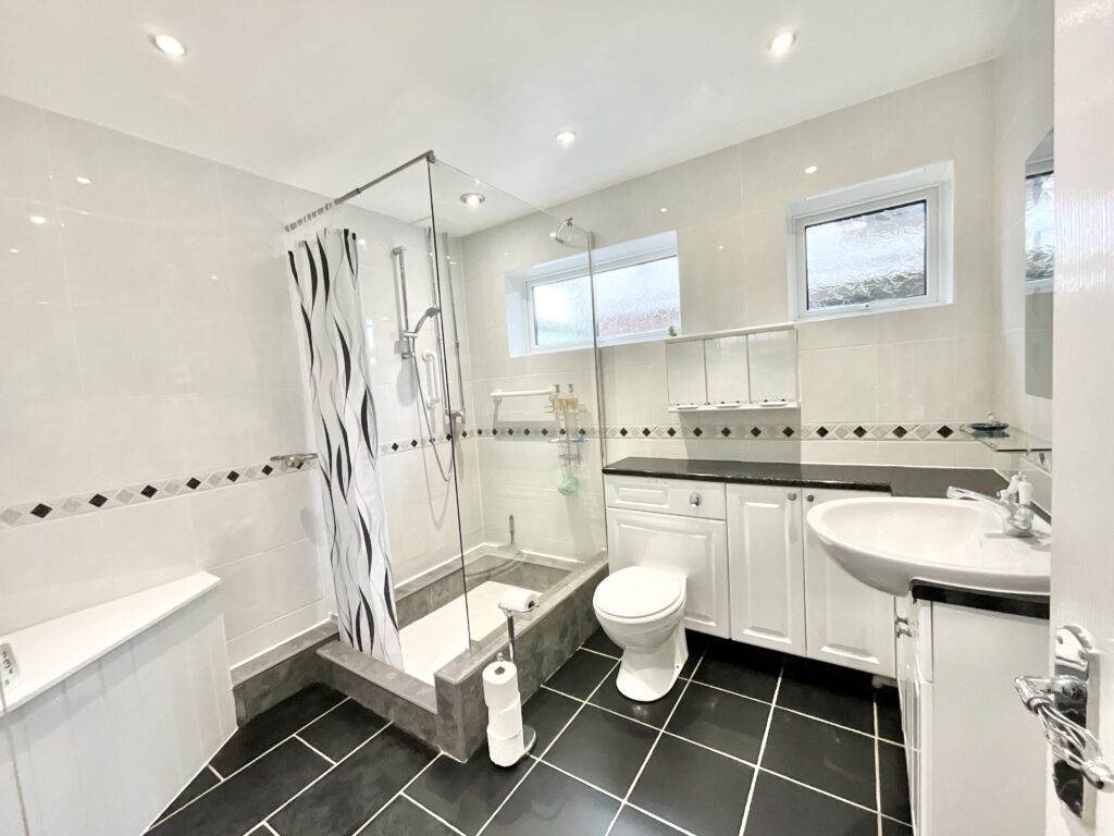 Willow Close, Tean, ST10