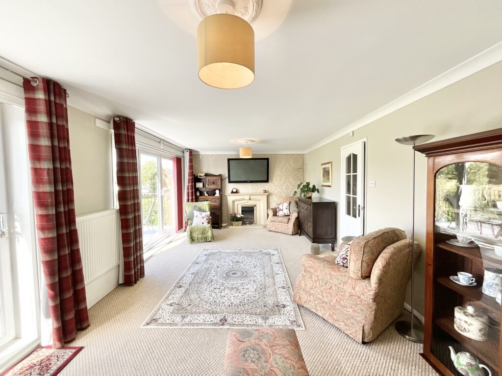 Willow Close, Tean, ST10
