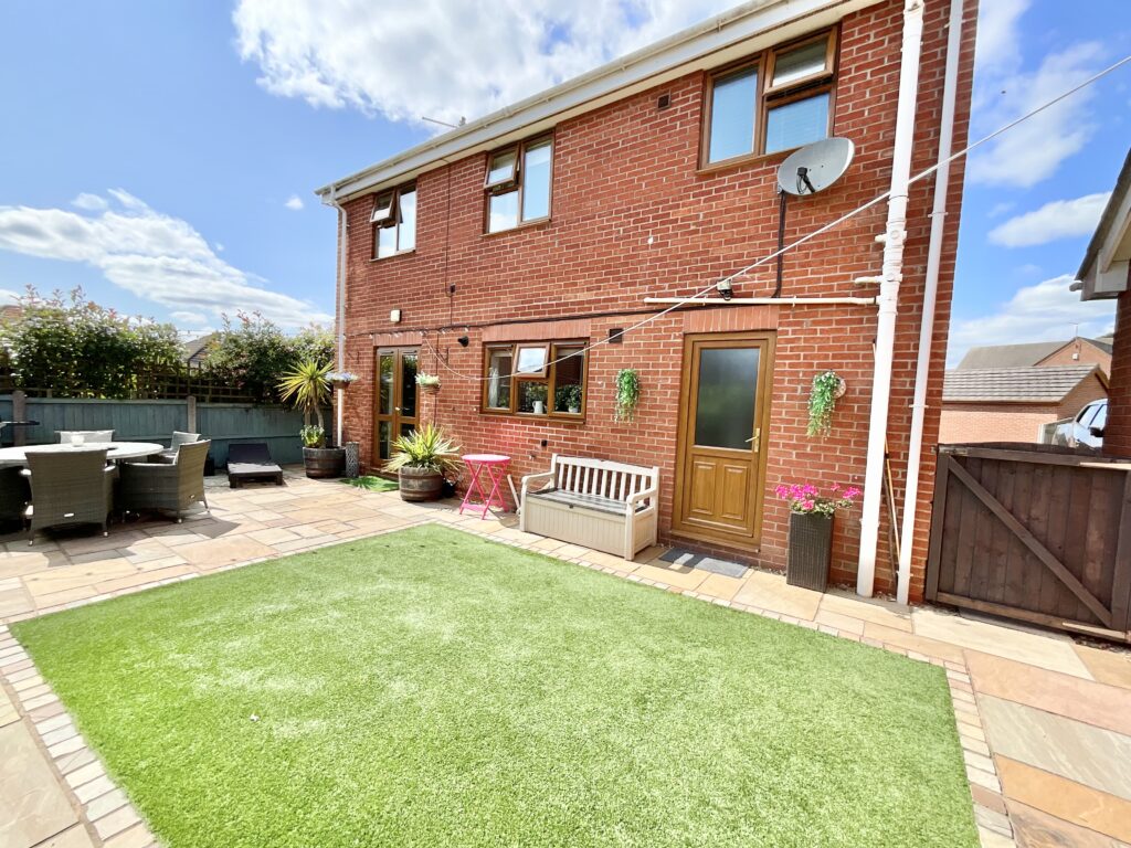 Glebe Gardens, Cheadle, ST10