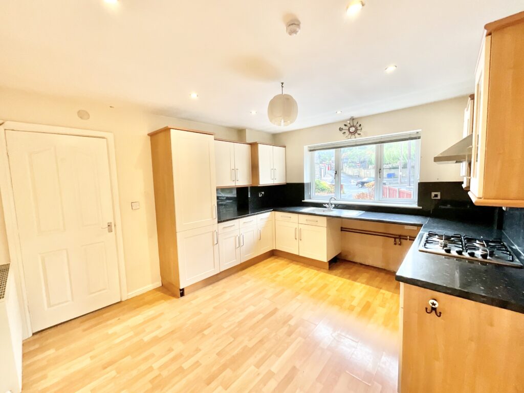 Leek Road, Cheadle, ST10