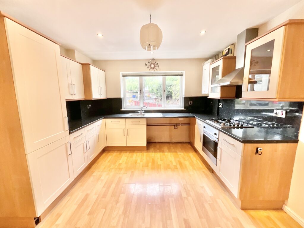 Leek Road, Cheadle, ST10