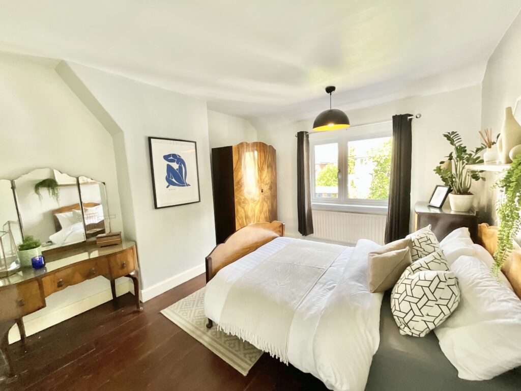 Cellarhead Road, Werrington, ST9