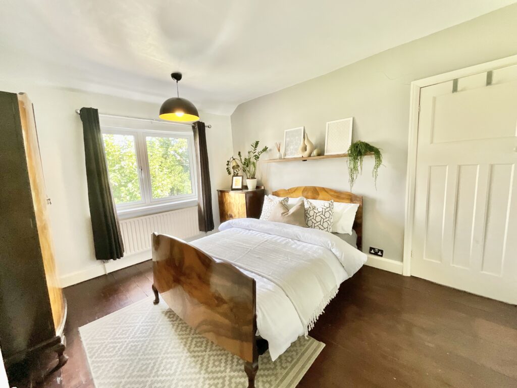 Cellarhead Road, Werrington, ST9